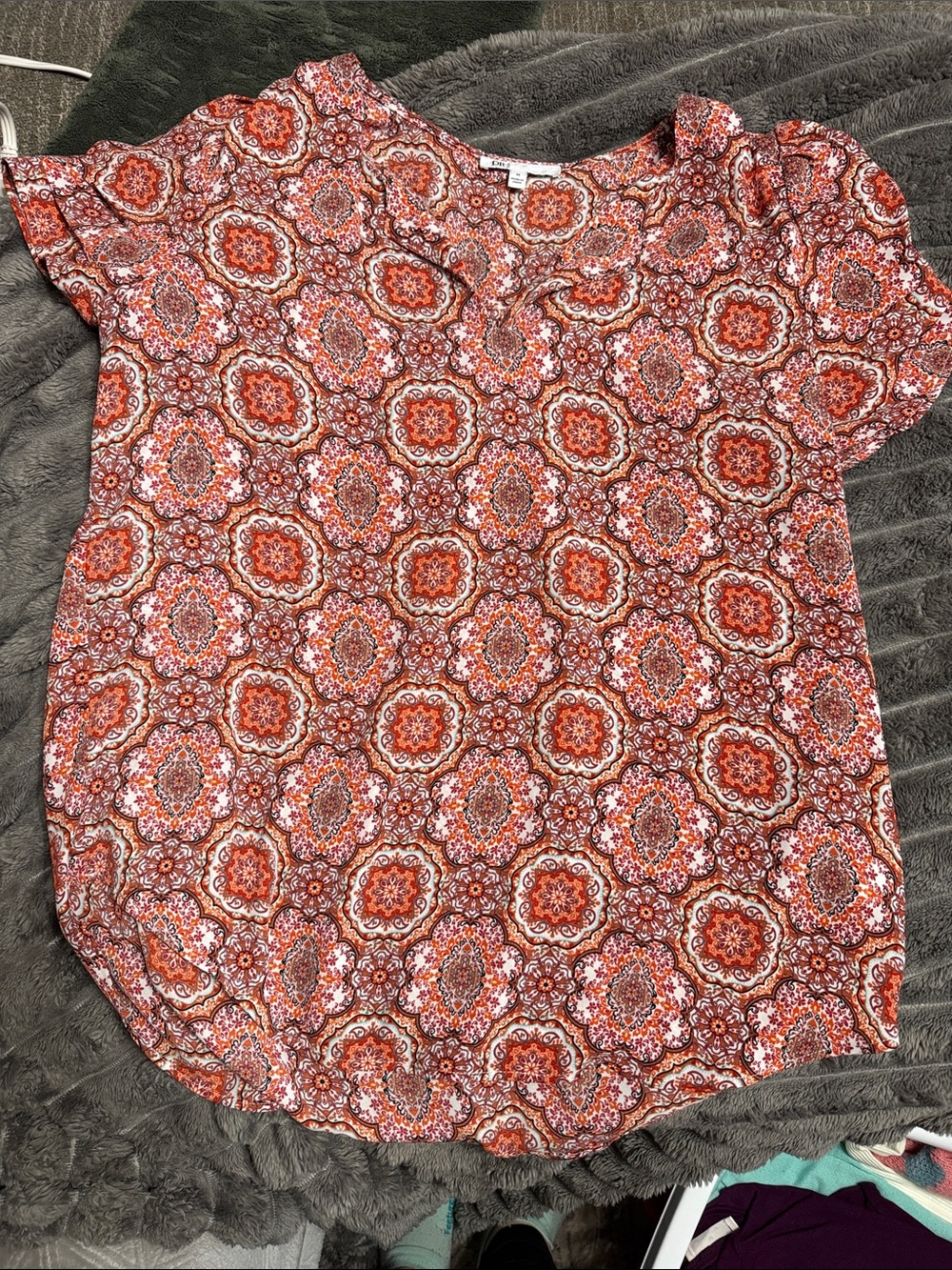 DR2 Orange Red Mosaic Short Sleeve Blouse